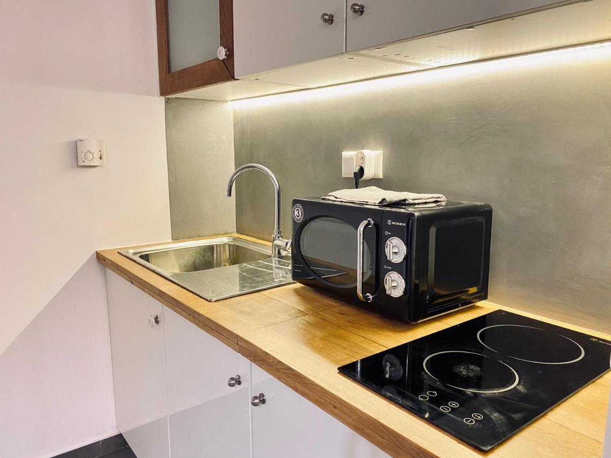 Small Gem Studio Athens, Next To Metro Nomismatokopeio 외부 사진