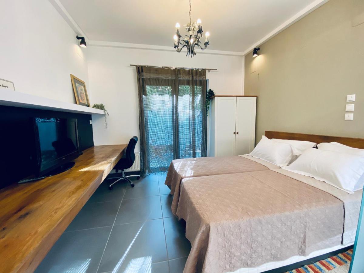 Small Gem Studio Athens, Next To Metro Nomismatokopeio 외부 사진