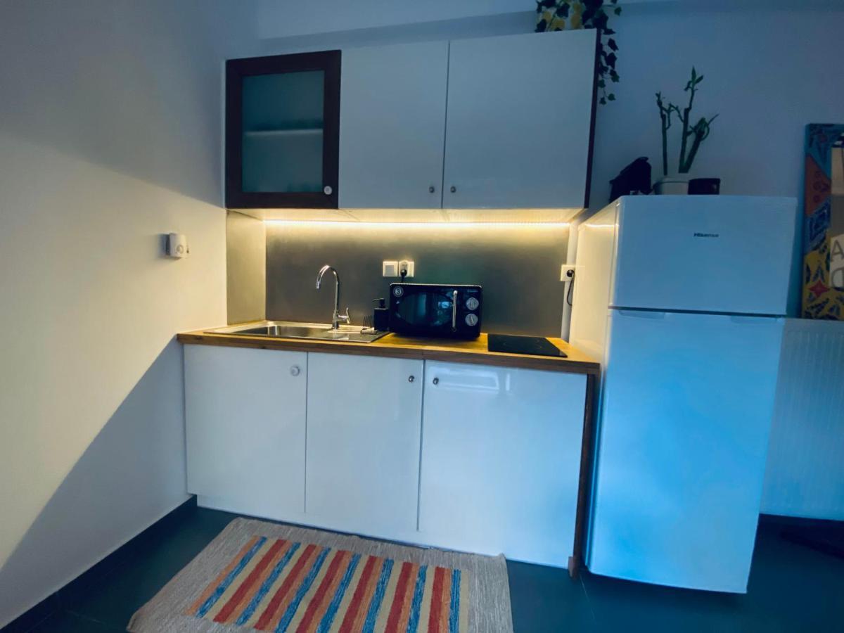 Small Gem Studio Athens, Next To Metro Nomismatokopeio 외부 사진