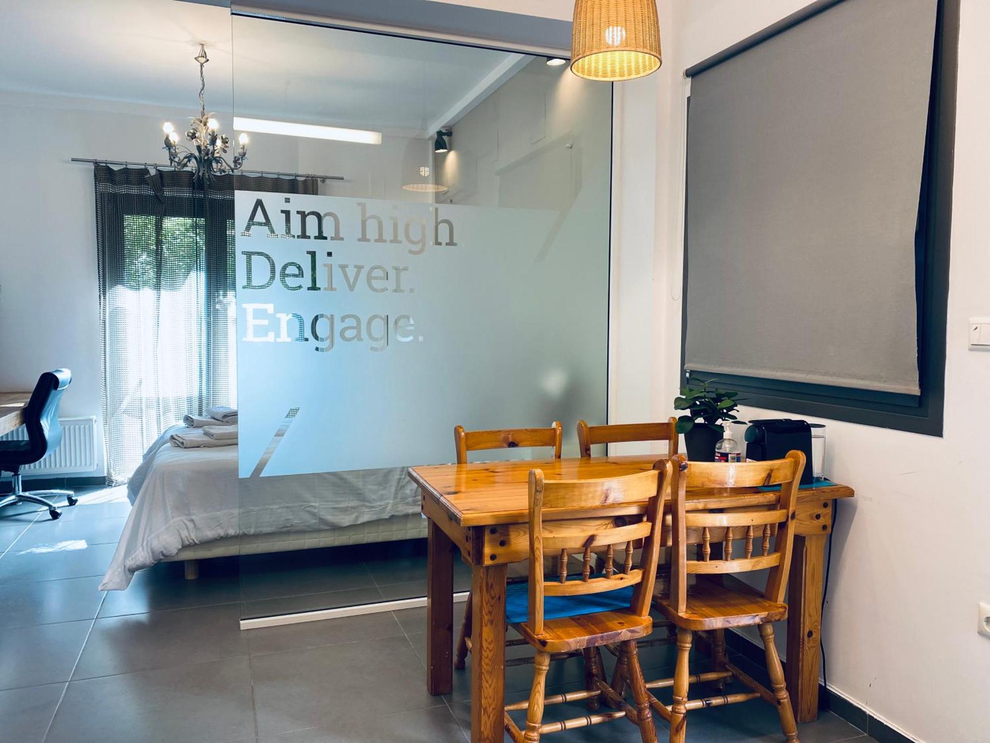 Small Gem Studio Athens, Next To Metro Nomismatokopeio 외부 사진