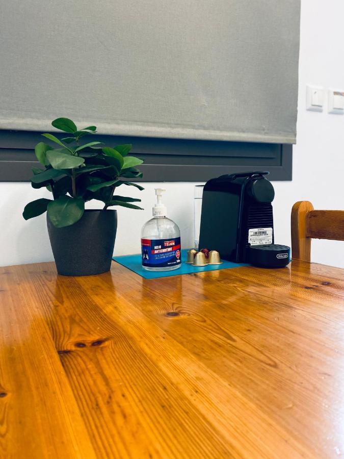 Small Gem Studio Athens, Next To Metro Nomismatokopeio 외부 사진